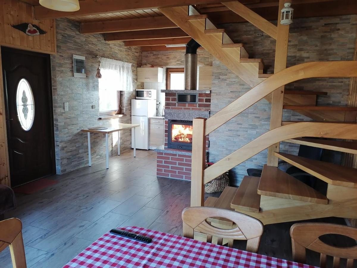 Domek Czerwony Kapturek Villa Plocice Exterior foto